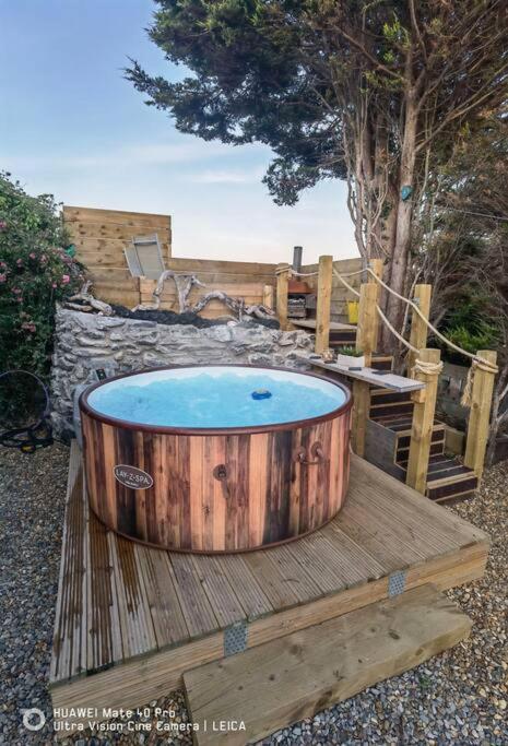 Brynglas Cottage With Hot Tub, Anglesey. Llanfachraeth Εξωτερικό φωτογραφία
